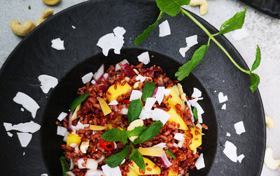 Indian Tiger Salad with mango and mint