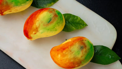 Plant-based mango pralines à la Grolet