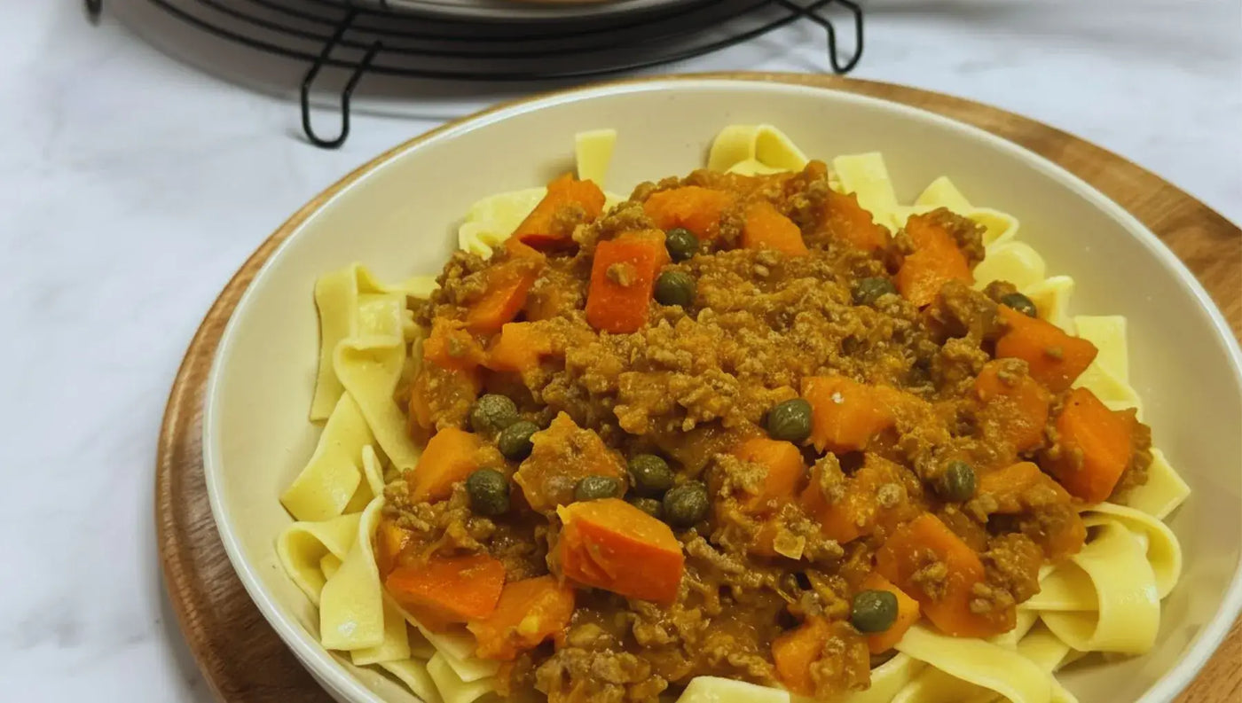 Kürbis-Pasta mit Veggie Hack