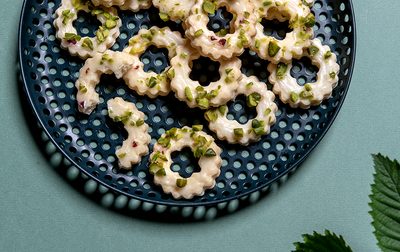 low-calorie pistachio ball