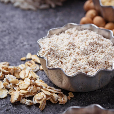 Veganes BIO Haferproteinpulver von Lotao in einer Schale